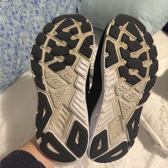 Women’s HOKA arahi 6 - Picture 5 of 7